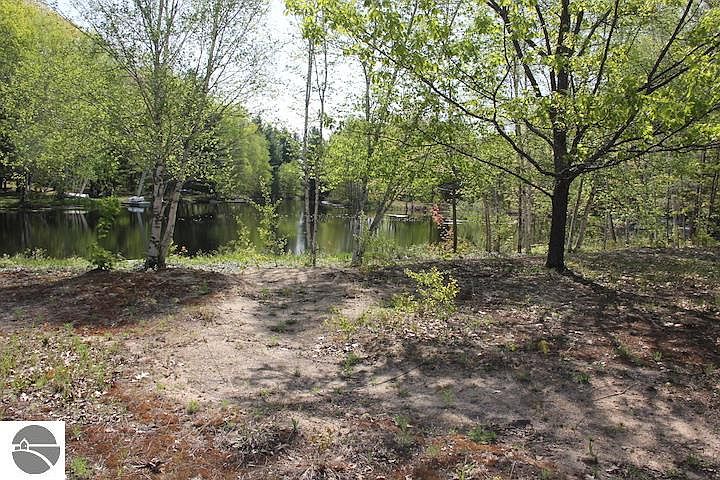 1st image of 4276 Sands Park Dr NE