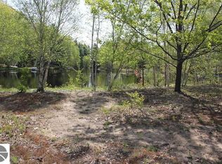 4276 Sands Park Dr NE, Kalkaska, MI 49646