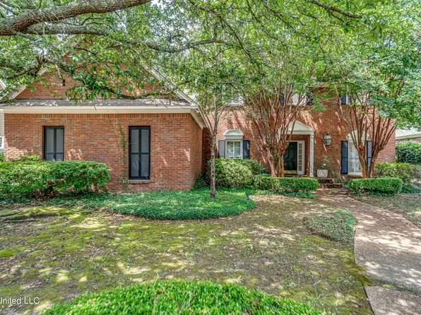 5353 Carolwood Dr, Jackson, MS 39211