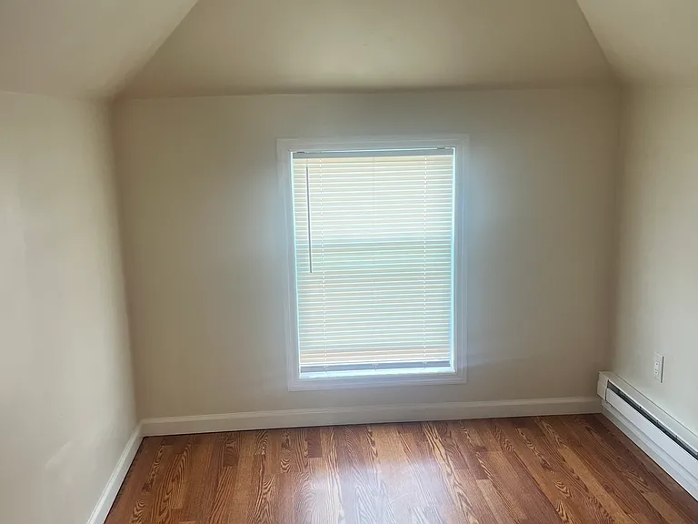 62 Stein Ave #2B — Photo 8