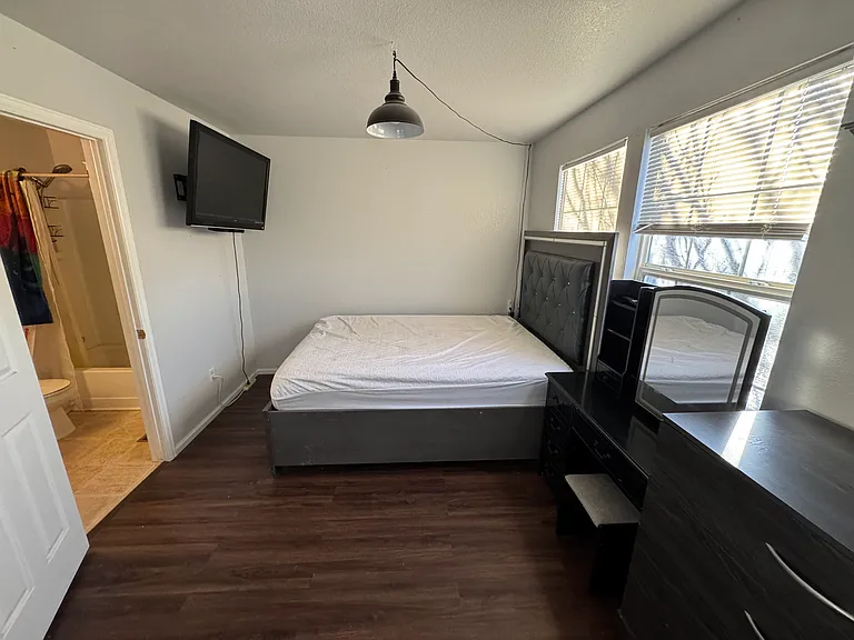 10124 Hudson Ct — Photo 3