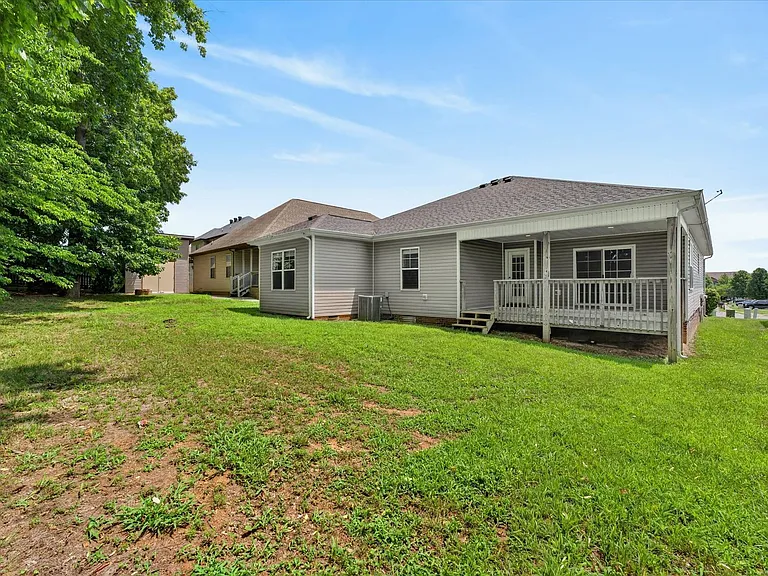 2228 Killington Dr — Photo 34