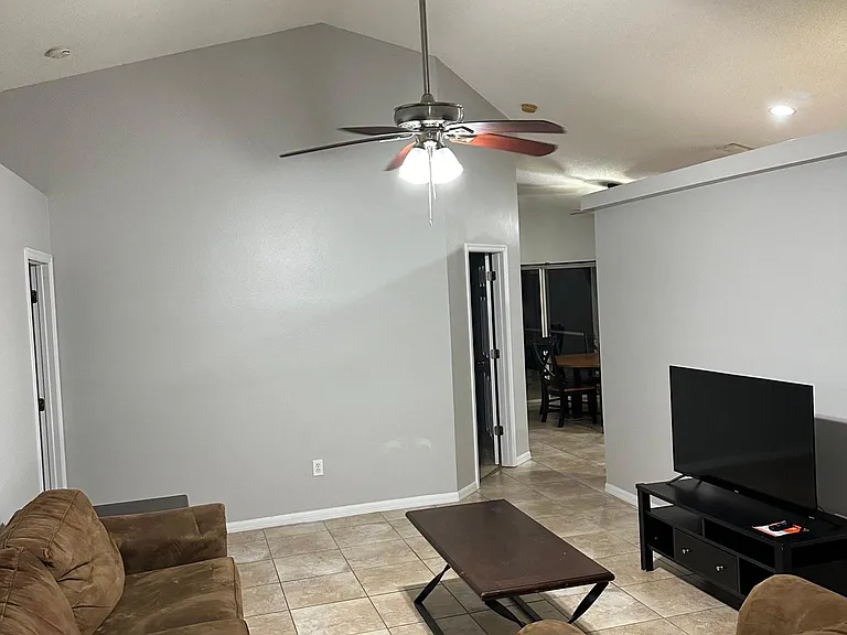 127 Pineleaf Pass — Photo 3