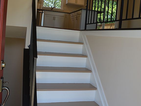 3rd image of 4297 Honeybrook Ave