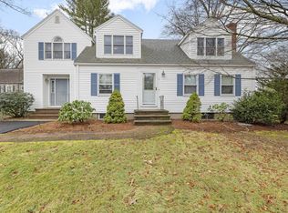 1 4th St, Lexington, MA 02420