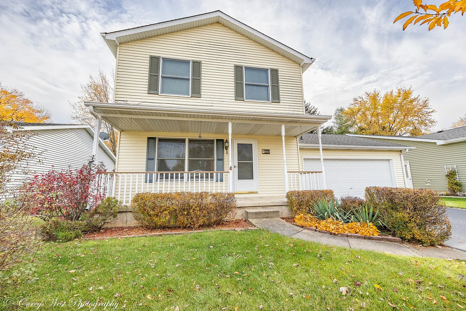 600 Lucerne Ln photo 1
