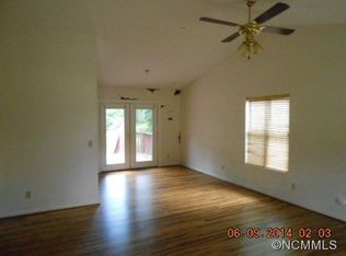 60 Spring Valley St, Mars Hill, NC 28754