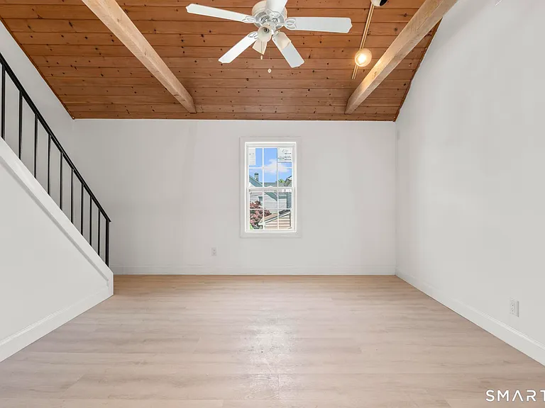 64 Soundview Ave #3 — Photo 7