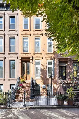 Sold by Compass | media 13