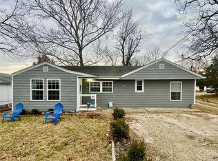 1307 Easton St, De Soto, MO 63020