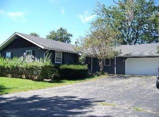 54 William Ln, Sandwich, IL 60548