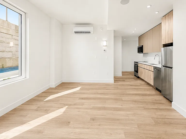91 Bruckner Blvd #113 — Photo 3