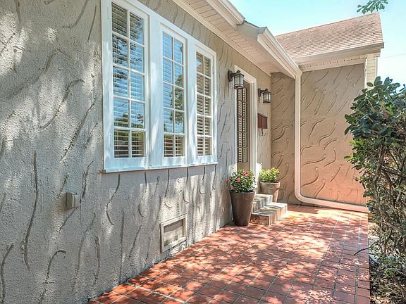 Spacious front porch,