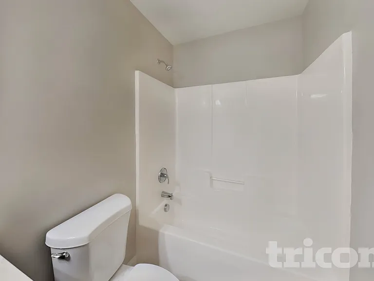 70 Hilldebrant Dr — Photo 15