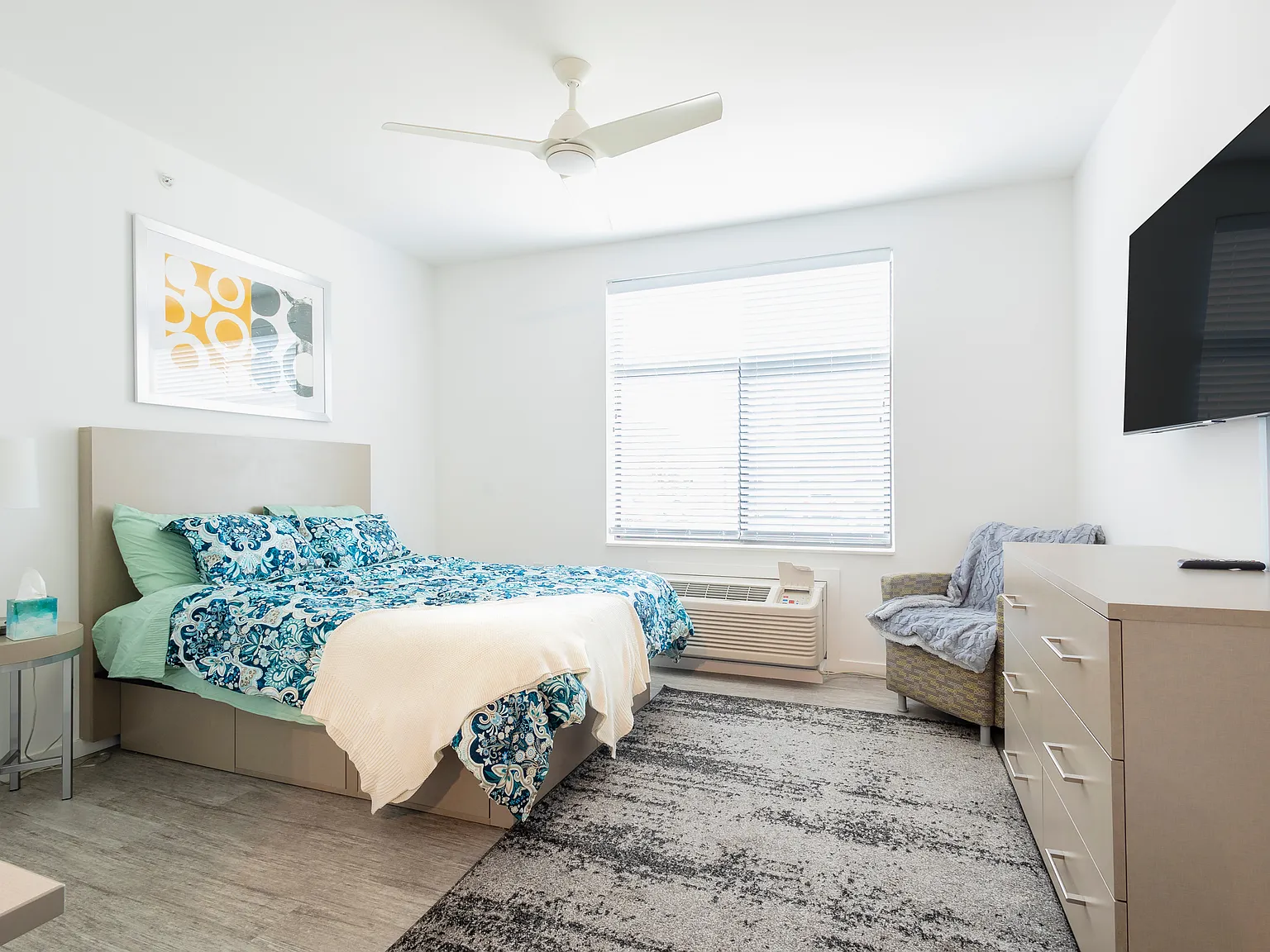 Studios180 Short/Long Term Leases — Photo 2