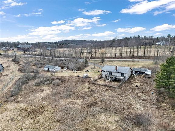 4th image of 572 Martin Hill Rd
