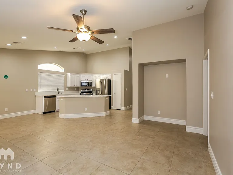 3375 Wasatch Cedars St — Photo 4