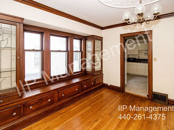 4th image of 2671 E 130th St Floor 2