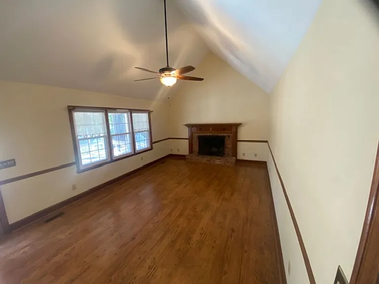 118 Sassafras Rd — Photo 25