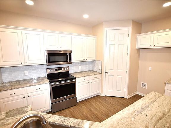 3rd image of 11603 Ladera Vista Dr Unit 11