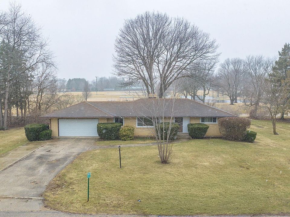 1st image of 1854 N Weller Dr
