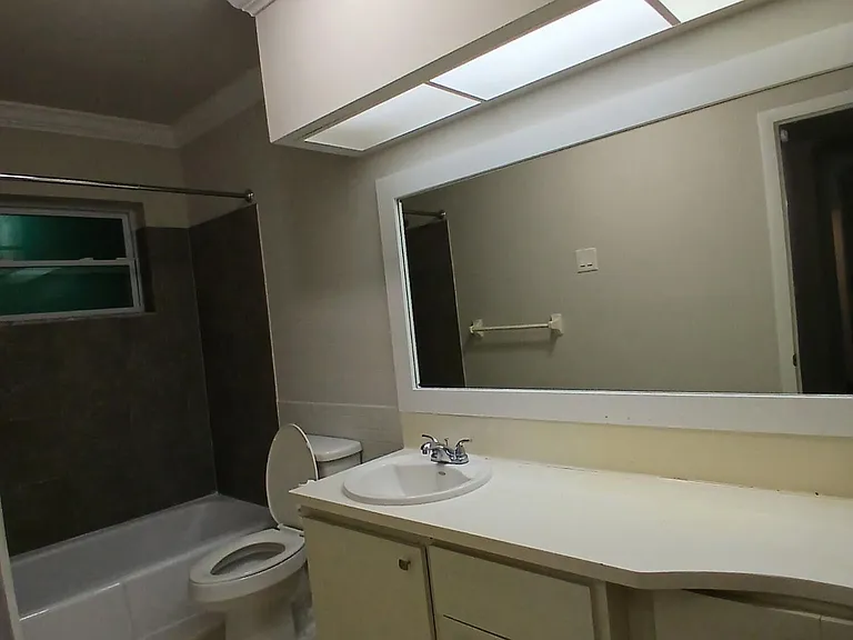 1480 E Sample Rd #307 — Photo 7