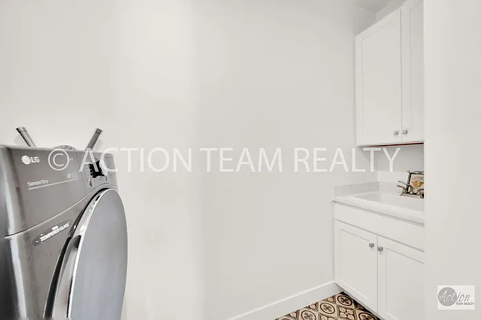 1722 W Oakridge Dr — Photo 36