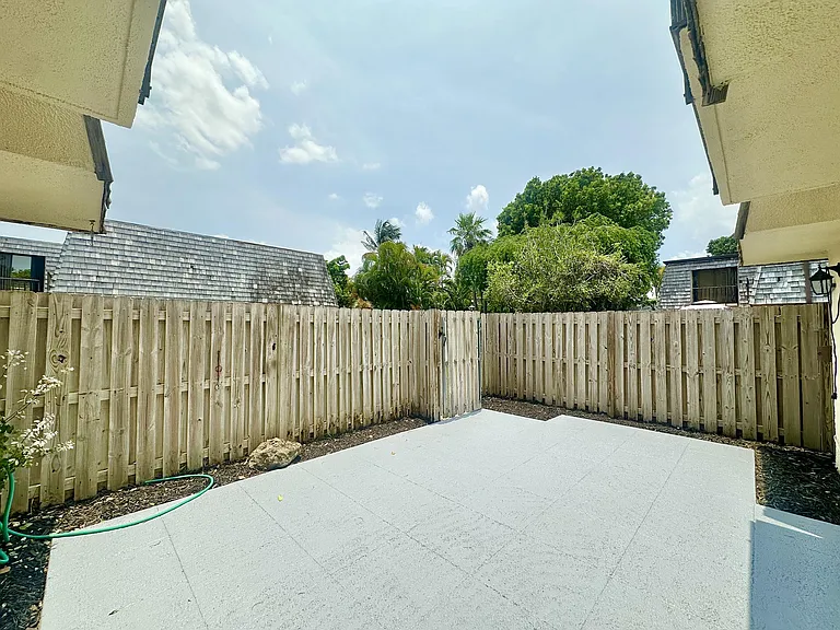 173 Lake Arbor Dr — Photo 6