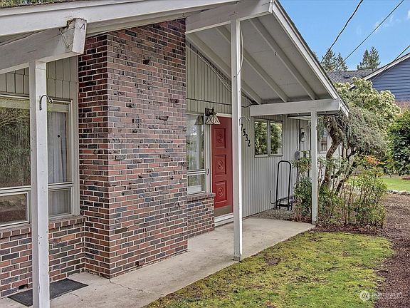 3rd image of 7532 126th Avenue NE