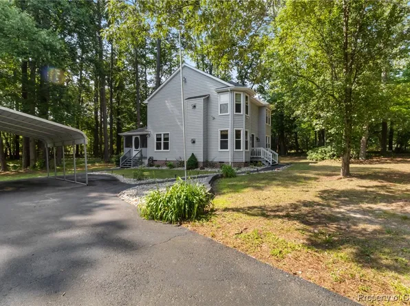 12067 Harcum Rd, Gloucester, VA 23061