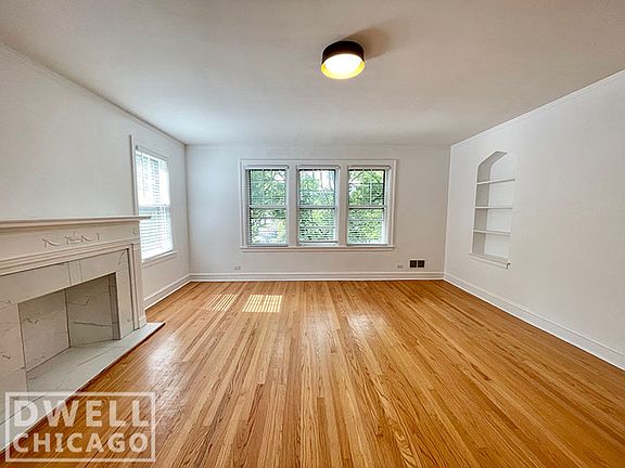 3rd image of 5801 N Richmond St #1A