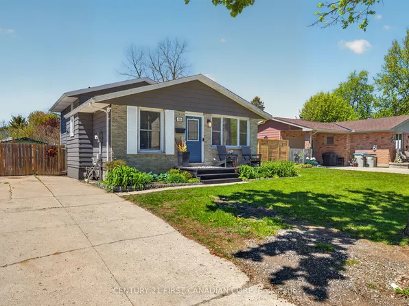 366 Penny Ln, Strathroy Caradoc, ON N7G 3P6
