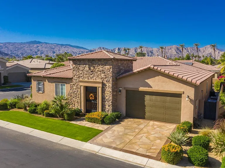 48219 Newport Bridge Pl — Photo 44