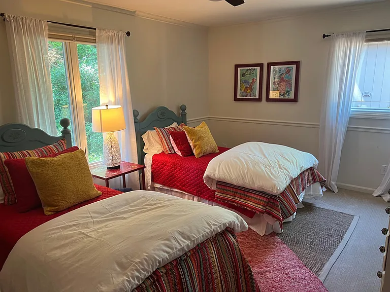 8010 Lakeview Dr — Photo 13