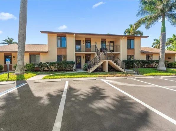 811 W Elkcam CIR #D2, MARCO ISLAND, FL 34145