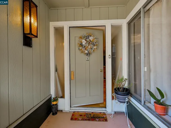 1116 Running Springs Rd APT 6, Walnut Creek, CA 94595