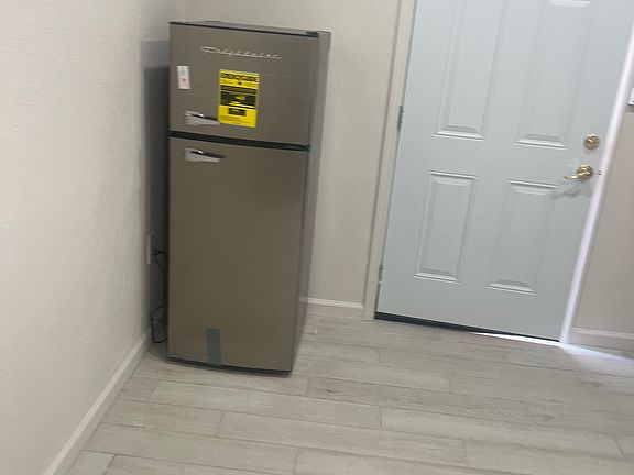 2nd image of 1750 Yukon Territory Ave #2