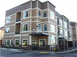 4025 NE 3rd Pl, Renton, WA 98056