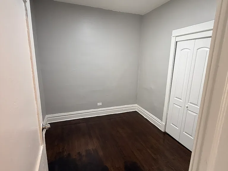 6930 S Wabash Ave #1 — Photo 5