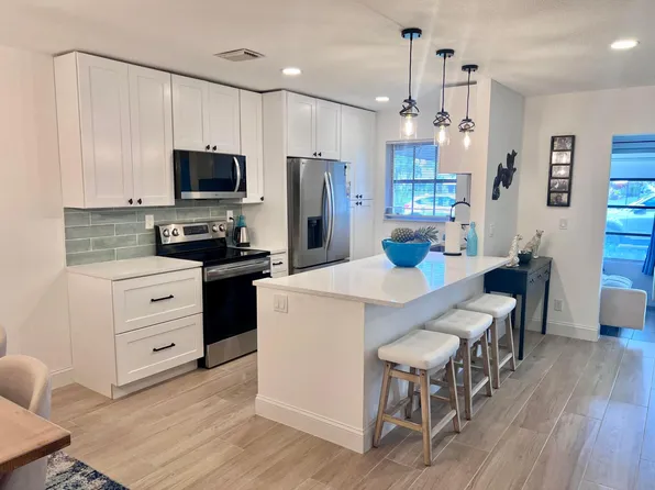 1130 Circle Terrace W #B, Delray Beach, FL 33445