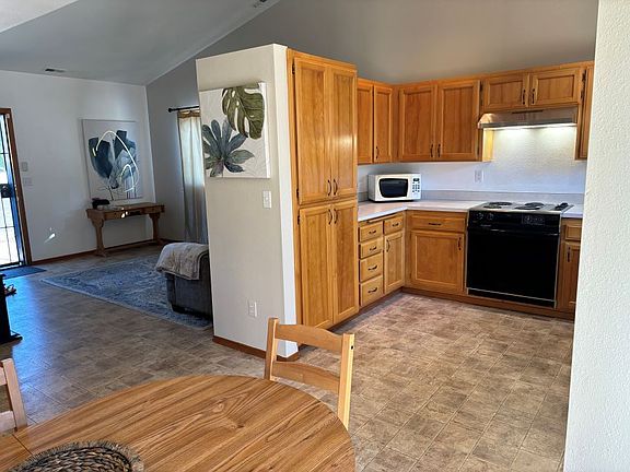 3rd image of 1396 NW Dream Pl