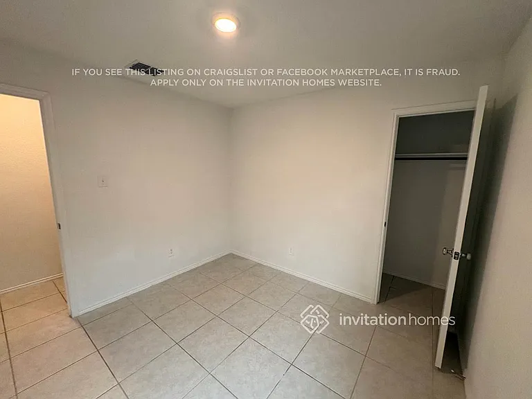 3018 Wallace Wells Ct — Photo 10