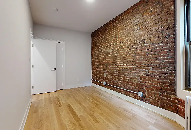 349 E 82nd St #5FW — Photo 10