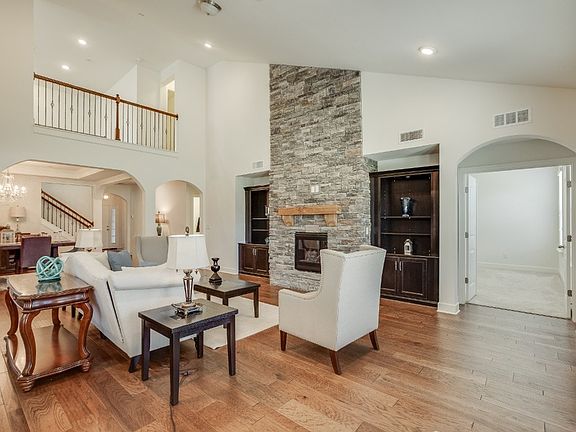 4th image of 1089 Crossfield Dr