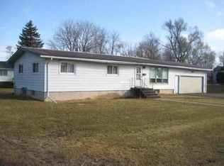 706 Monroe St, Hanover, IL 61041