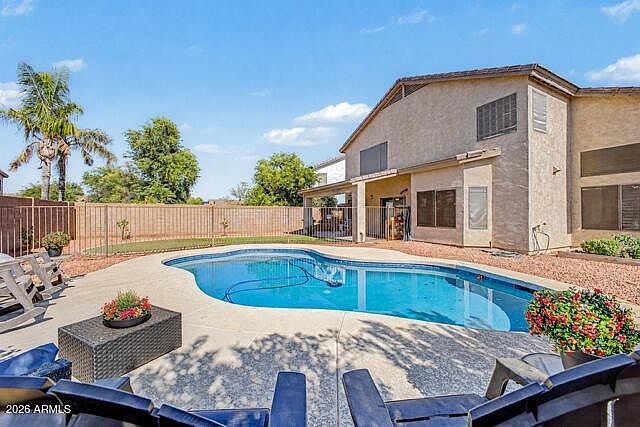 1st image of 284 W GOLDFINCH Way