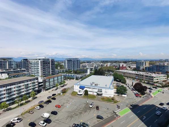 7468 Lansdowne Rd #1607, Richmond, BC V7C 0B7