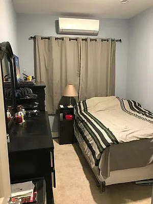 Rented by BuySell Real Estate Inc | media 31