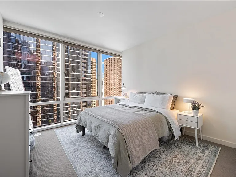 505 N McClurg Ct #2306 — Photo 16