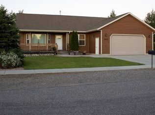904 Happy Ln, Belgrade, MT 59714